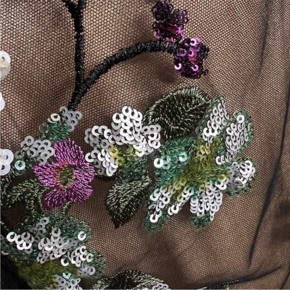 NWOT Vince Begonia Embroidered Flowered Sequin Skirt – Sz 4 - Picture 9 of 10